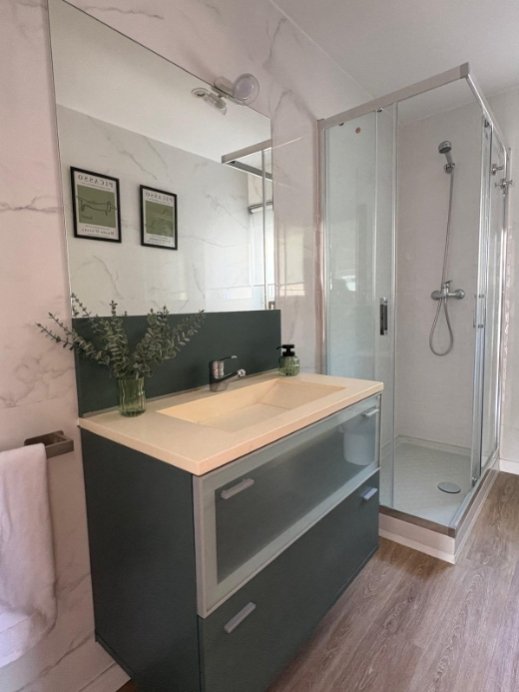 Baño principal del alojamiento rural Casa Caro